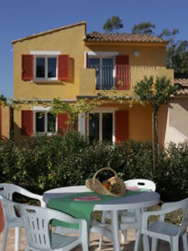 Residence Cala Bianca Borgo  Exterior photo